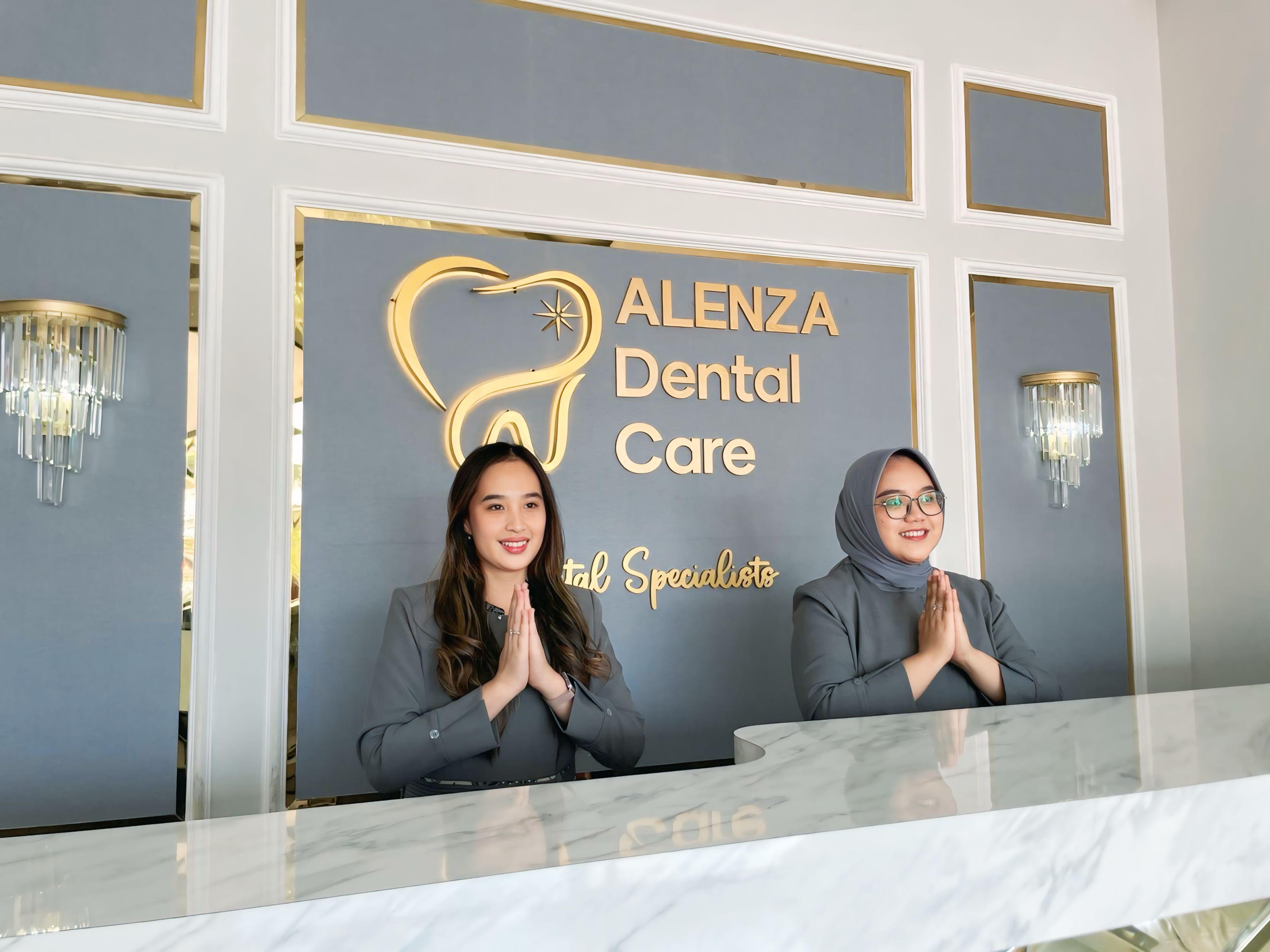 Placeholder hero team Alenza Dental